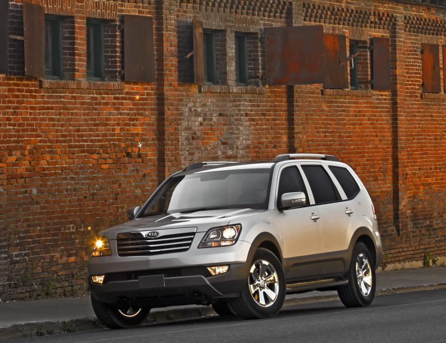  Kia Borrego 2009 года  (фото 235 из 345)